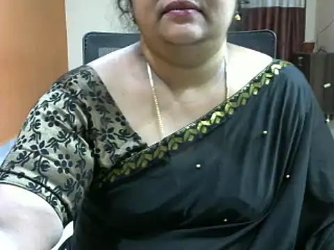 Snapshot of Naughty_Nityaa chatting on 9, 2, 2025 Naughty Nityaa online show from 9, 2, 2025