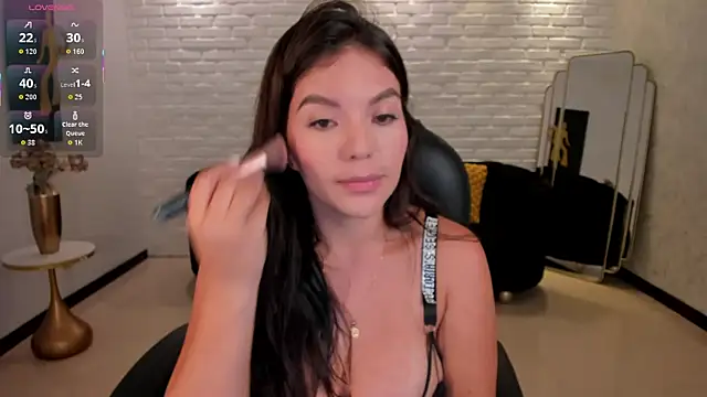 ValeriaRoldanX online show from 23, 10, 2025