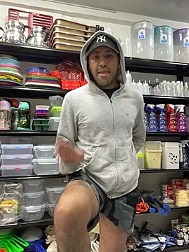 Snapshot of JuanZapata33 chatting on 7, 2, 2026 JuanZapata33 online show from 7, 2, 2026