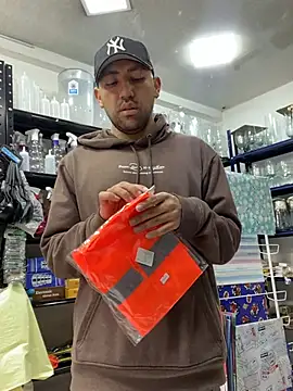 Snapshot of JuanZapata33 chatting on 14, 2, 2026 JuanZapata33 online show from 14, 2, 2026