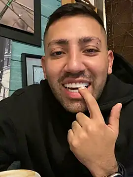 Snapshot of JuanZapata33 chatting on 18, 2, 2026 JuanZapata33 online show from 18, 2, 2026