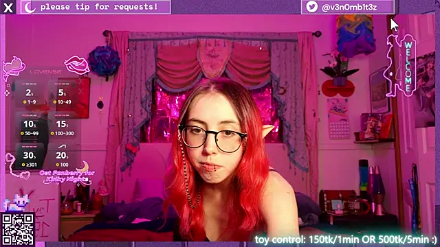 Snapshot of v3n0mb1t3z chatting on 17, 4, 2026 v3n0mb1t3z online show from 17, 4, 2026