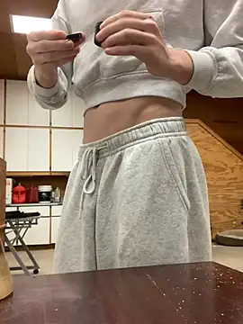 YourFavTwinkie online show from 3, 2, 2026