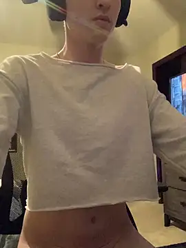 YourFavTwinkie online show from 8, 2, 2026