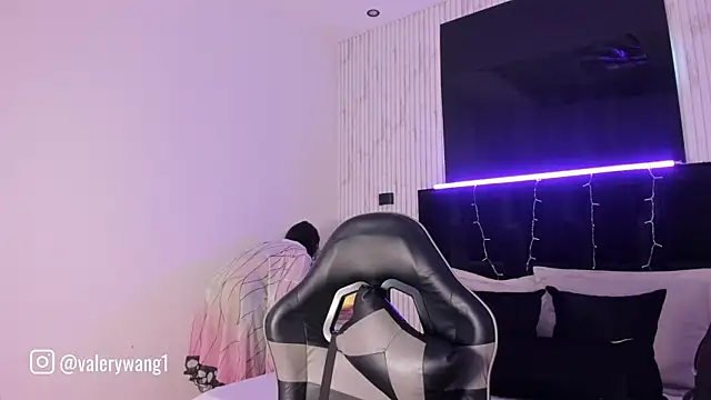 Valery wang online show from 11, 9, 2025