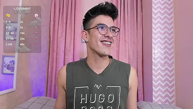 Snapshot of Ryan_Clark_ chatting on 10, 12, 2024 Ryan Clark online show from 10, 12, 2024