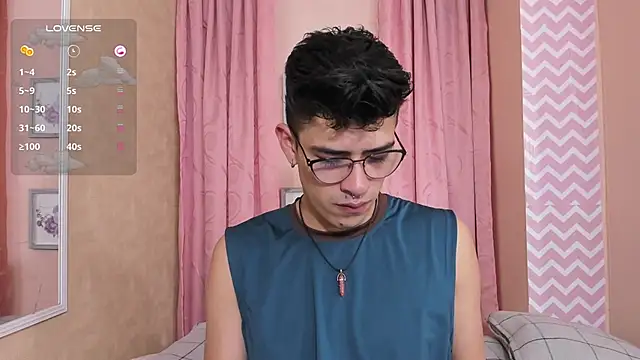 Snapshot of Ryan_Clark_ chatting on 11, 12, 2024 Ryan Clark online show from 11, 12, 2024