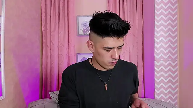 Snapshot of Ryan_Clark_ chatting on 13, 12, 2024 Ryan Clark online show from 13, 12, 2024