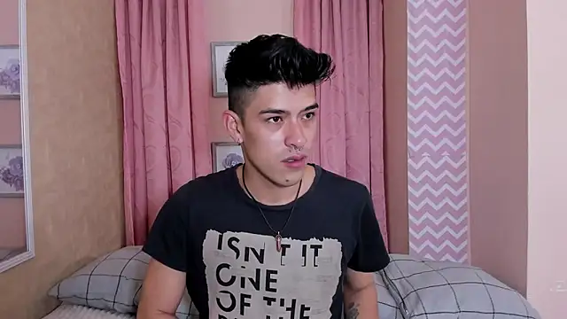 Snapshot of Ryan_Clark_ chatting on 20, 12, 2024 Ryan Clark online show from 20, 12, 2024