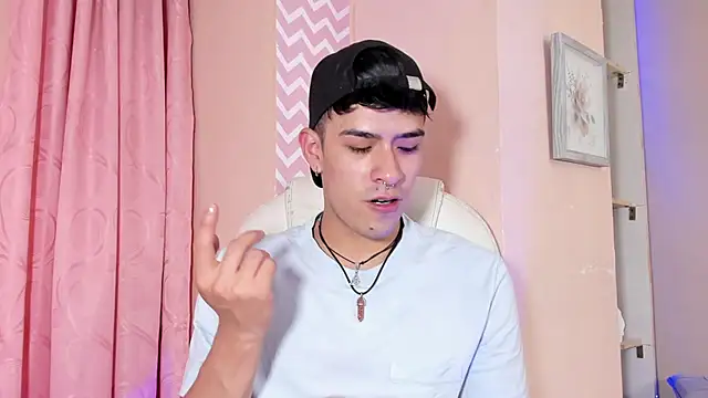 Snapshot of Ryan_Clark_ chatting on 10, 1, 2025 Ryan Clark online show from 10, 1, 2025