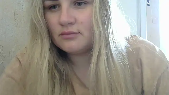 Snapshot of Honeydew-Waves chatting on 12, 5, 2026 Honeydew-Waves online show from 12, 5, 2026
