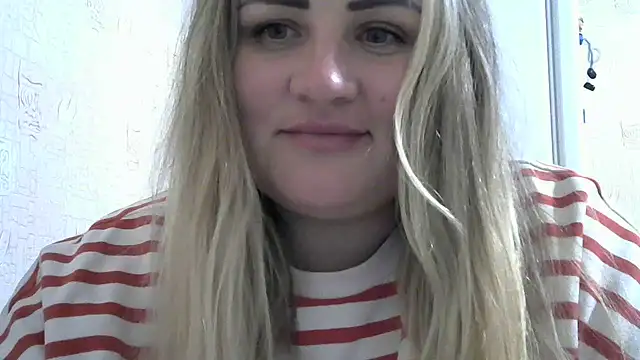 Snapshot of Honeydew-Waves chatting on 31, 5, 2026 Honeydew-Waves online show from 31, 5, 2026