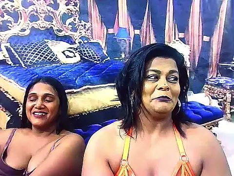 Snapshot of indianCherryPie chatting on 17, 11, 2025 indianCherryPie online show from 17, 11, 2025