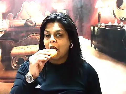 Snapshot of indianCherryPie chatting on 6, 5, 2026 indianCherryPie online show from 6, 5, 2026