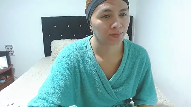 giuliana andrade online show from 25, 10, 2025