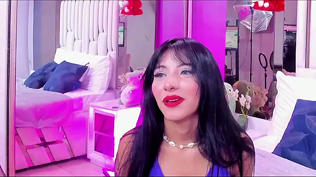 Kitty Eliffe online show from 4, 2, 2025