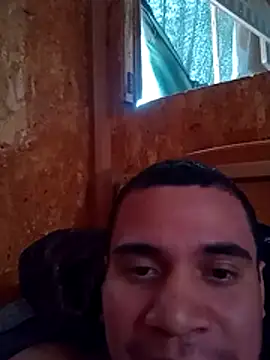 Snapshot of Juancito433 chatting on 3, 6, 2026 Juancito433 online show from 3, 6, 2026