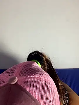 Snapshot of Jeroliee_viyana chatting on 23, 11, 2025 Jeroliee viyana online show from 23, 11, 2025