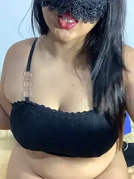 Snapshot of Jeroliee_viyana chatting on 29, 7, 2026 Jeroliee viyana online show from 29, 7, 2026