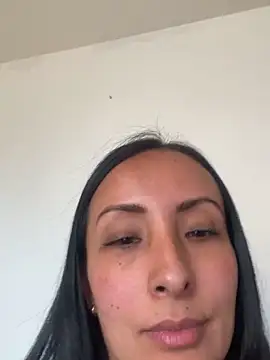 yaralyminjo2 online show from 7, 1, 2025