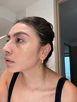 Gia Ferh online show from 1, 2, 2026