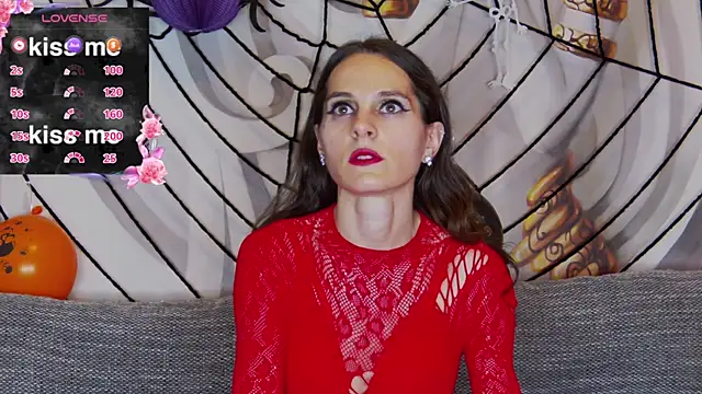 hailey peach online show from 27, 10, 2025