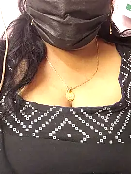 mallu-sumi online show from 1, 3, 2026