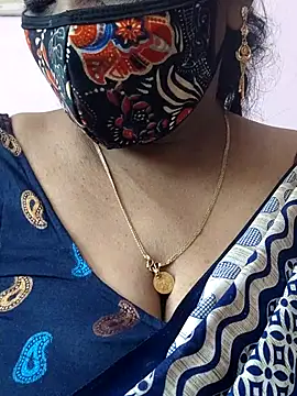 Snapshot of mallu-sumi chatting on 11, 7, 2026 mallu-sumi online show from 11, 7, 2026