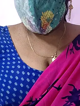 Snapshot of mallu-sumi chatting on 13, 7, 2026 mallu-sumi online show from 13, 7, 2026