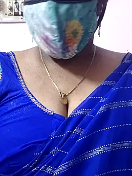 Snapshot of mallu-sumi chatting on 16, 7, 2026 mallu-sumi online show from 16, 7, 2026