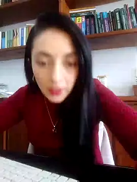 Snapshot of amellie_ros chatting on 11, 12, 2024 amellie ros online show from 11, 12, 2024