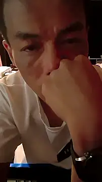 Snapshot of hkwildguy chatting on 5, 1, 2026 hkwildguy online show from 5, 1, 2026