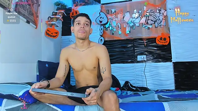 Friendsofeverything  online show from 22, 10, 2025