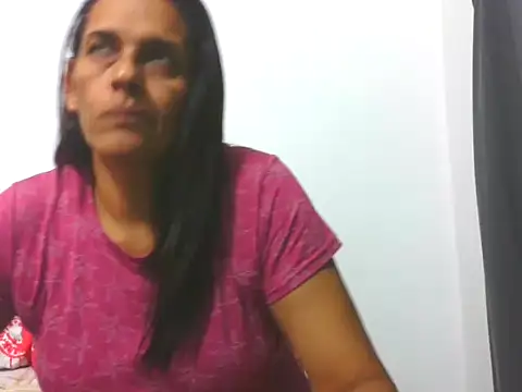 Snapshot of latinbrunettet chatting on 19, 5, 2026 latinbrunettet online show from 19, 5, 2026