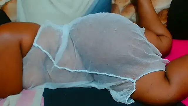 Snapshot of AfricanBigAssxx98 chatting on 13, 3, 2026 AfricanBigAssxx98 online show from 13, 3, 2026