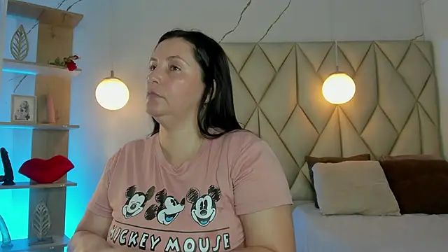 Snapshot of angelswets chatting on 29, 5, 2026 angelswets online show from 29, 5, 2026