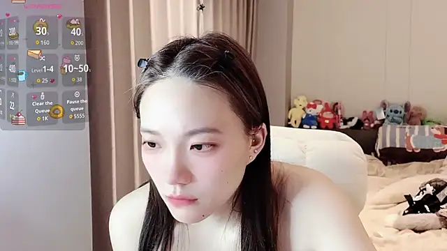 qiqi-666 online show from 27, 2, 2026