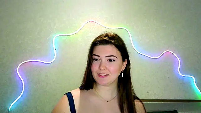 Snapshot of SeductiveTati chatting on 11, 10, 2025 SeductiveTati online show from 11, 10, 2025