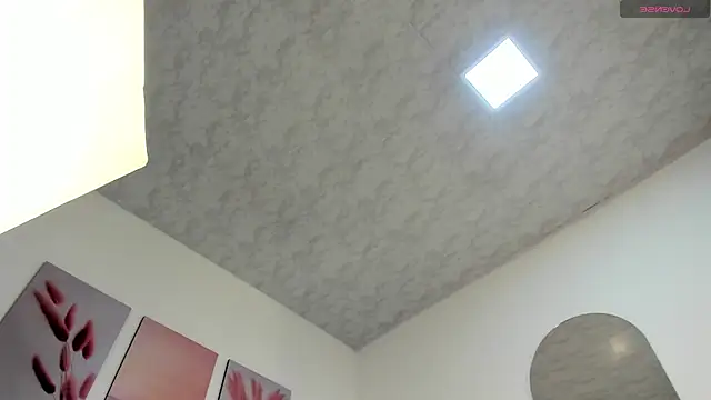 zoe rivers online show from 2, 4, 2026