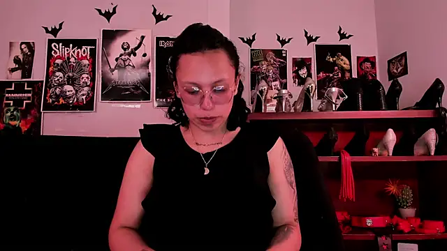 Snapshot of lilith-deveraux chatting on 23, 6, 2026 lilith-deveraux online show from 23, 6, 2026