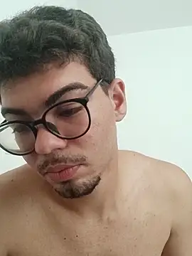 Snapshot of Edwardsky000 chatting on 15, 10, 2025 Edwardsky000 online show from 15, 10, 2025