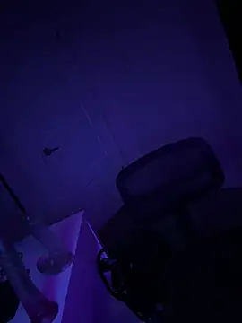 DatBishYouMiss online show from 5, 2, 2025