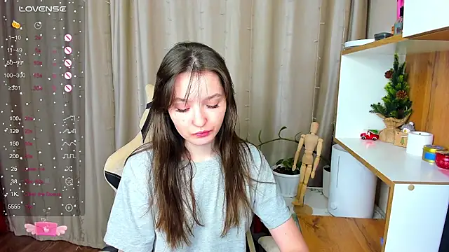 Snapshot of Fairyy_Moon chatting on 17, 1, 2025 Fairyy Moon online show from 17, 1, 2025