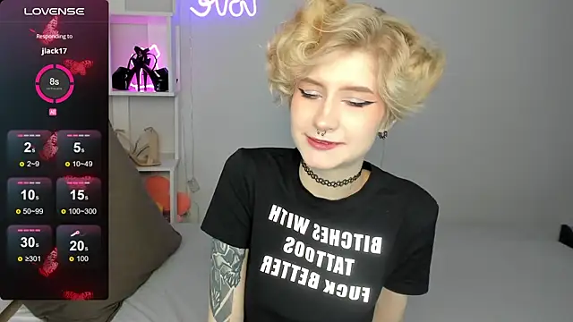 Snapshot of Angel_Jules chatting on 6, 10, 2025 Angel Jules online show from 6, 10, 2025
