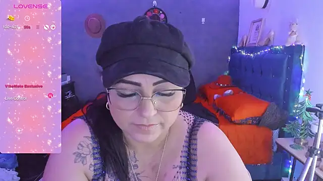 Snapshot of Ivonnee__ chatting on 29, 12, 2024 Ivonnee   online show from 29, 12, 2024