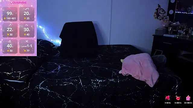 Snapshot of Ivonnee__ chatting on 15, 1, 2025 Ivonnee   online show from 15, 1, 2025