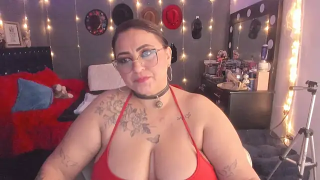 Snapshot of Ivonnee__ chatting on 14, 3, 2025 Ivonnee   online show from 14, 3, 2025