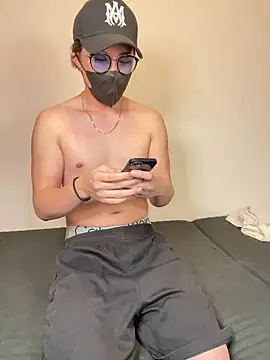 xxx men online show from 17, 10, 2025