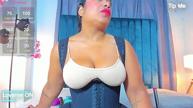 Snapshot of sweetebony_970 chatting on 4, 5, 2026 sweetebony 970 online show from 4, 5, 2026