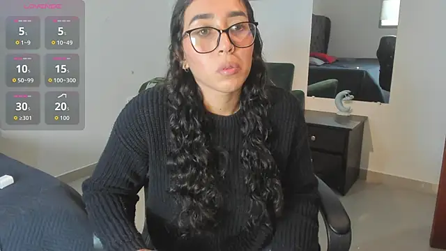  maria foxx  online show from 4, 11, 2025